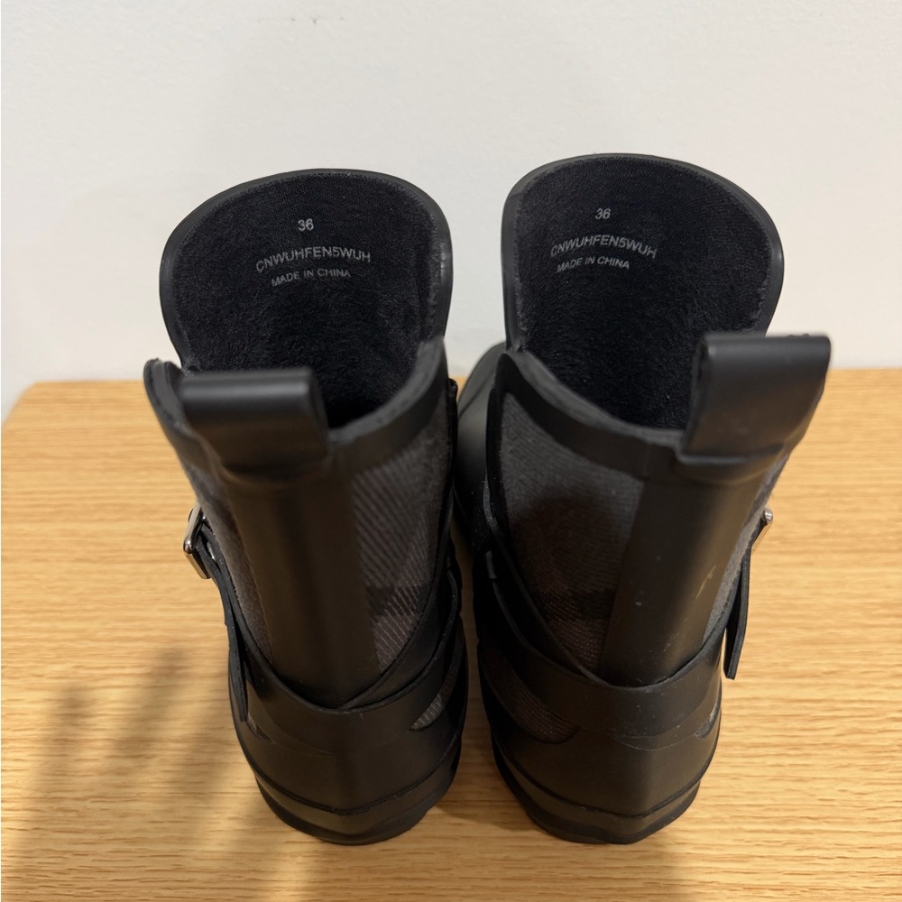 Burberry Black Ankle Boots with Check Detail - Picture 5 of 8
